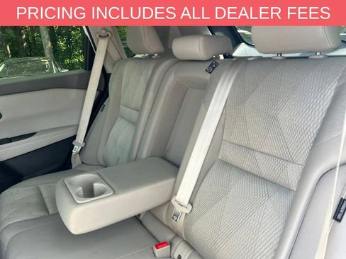 Used 2025 Nissan Rogue SV AWD/4WD image 16