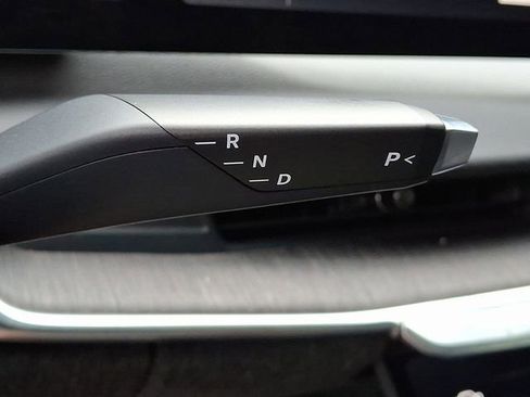 Used 2023 Lucid Air Touring image 20