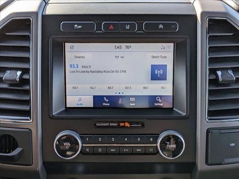 Used 2021 Ford Expedition XLT image 12