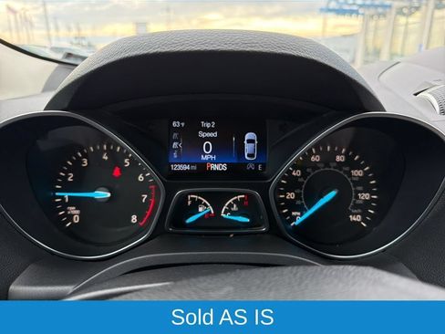 Used 2017 Ford Escape SE w/ Equipment Group 201A FWD image 15