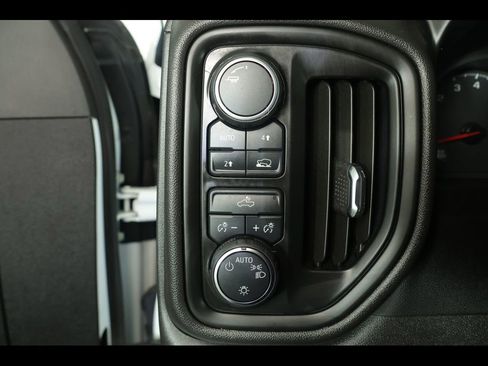 Used 2022 Chevrolet Silverado 1500 Custom w/ LPO, Dark Essentials Package image 11