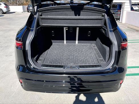 Used 2023 Jaguar F-PACE S image 22