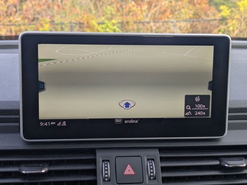 Used 2019 Audi Q5 Prestige w/ Prestige Package image 13