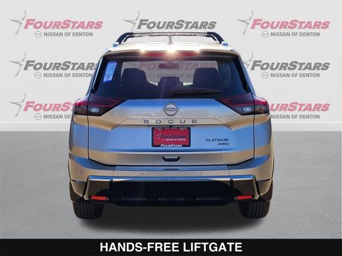 New 2026 Nissan Rogue Platinum image 5