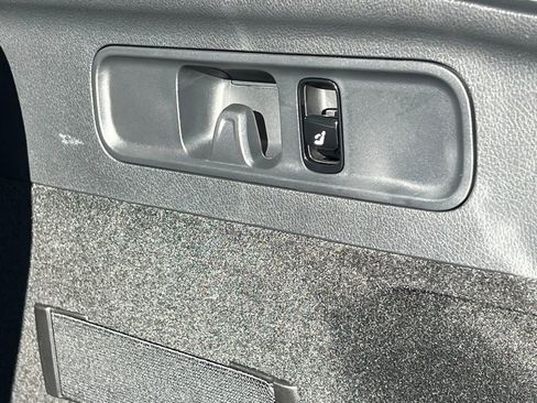 Certified 2026 Mercedes-Benz GLC 300 4MATIC image 38