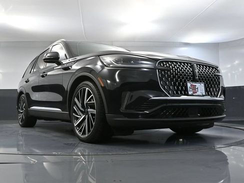 Used 2025 Lincoln Aviator Reserve w/ Equipment Group 201A AWD/4WD image 67