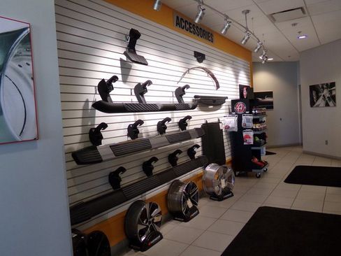 Used 2025 Chevrolet Silverado 1500 LT image 20