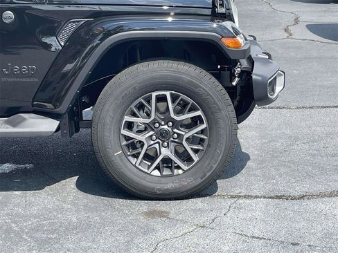 New 2025 Jeep Wrangler Sahara image 35