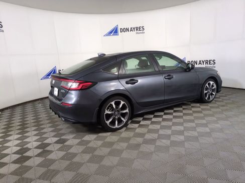 Certified 2025 Honda Civic Sport Touring image 9