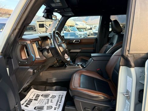 Used 2021 Ford Bronco Outer Banks image 11
