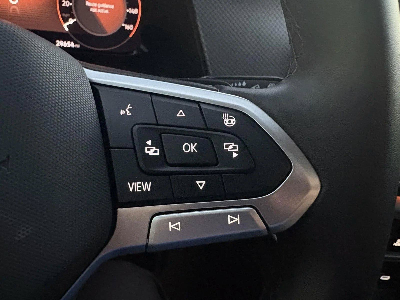 Certified 2024 Volkswagen Atlas Peak Edition SEL AWD/4WD image 23