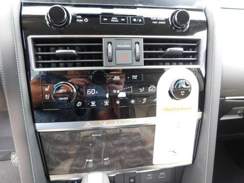 Used 2022 Nissan Armada Platinum w/ Captain's Chairs Package AWD/4WD image 16