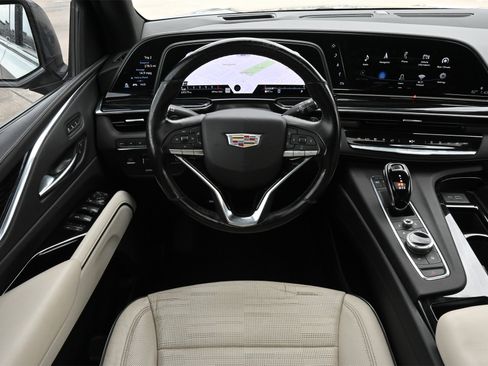 Used 2021 Cadillac Escalade Sport w/ Driver Assist Tech Package image 9