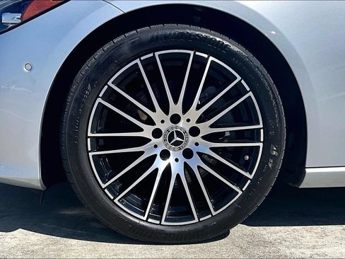 Used 2022 Mercedes-Benz C 300 4MATIC Sedan image 11