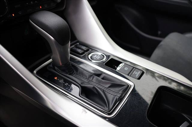 Used 2024 Mitsubishi Eclipse Cross SE AWD/4WD image 21
