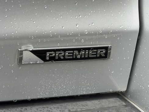 Used 2018 Chevrolet Tahoe Premier w/ RST 6.2L Performance Edition AWD/4WD image 13