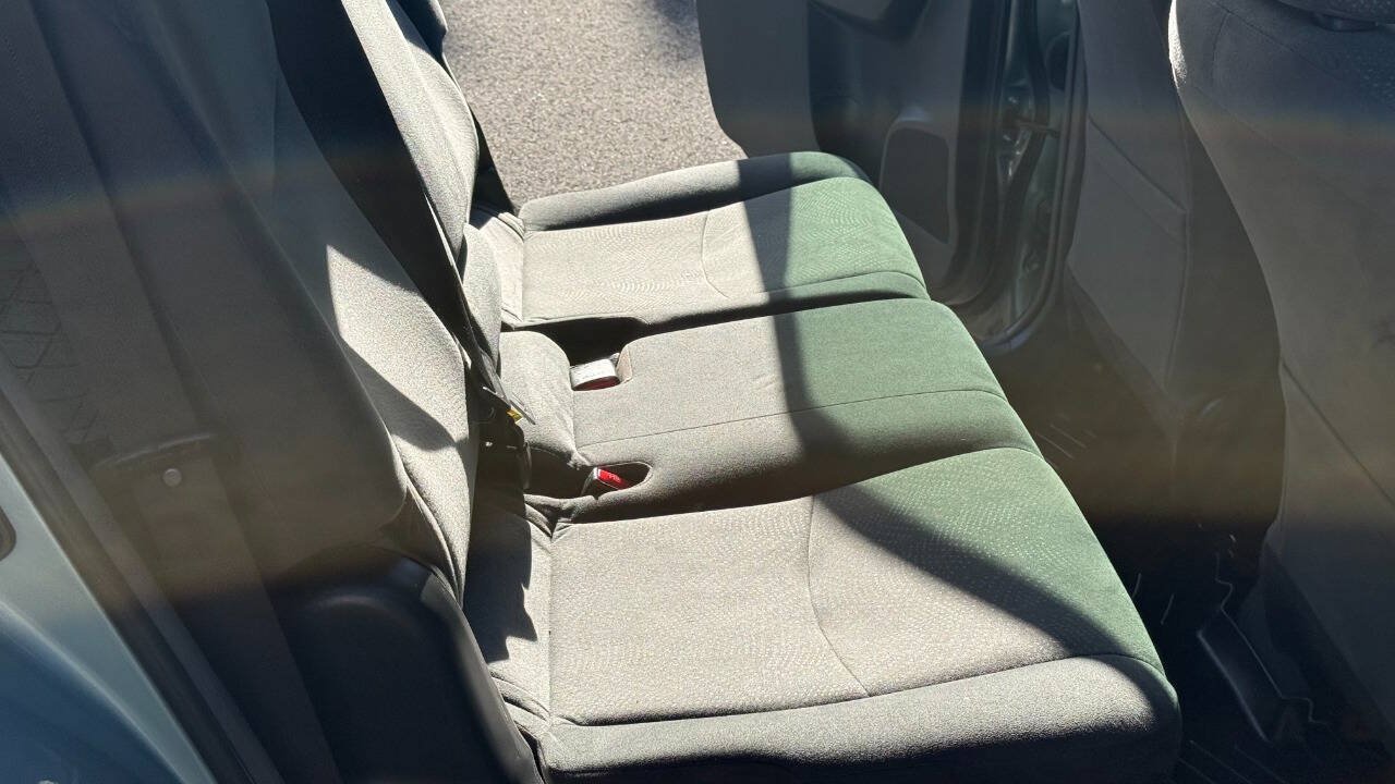 Used 2014 Toyota Prius V Three FWD image 19
