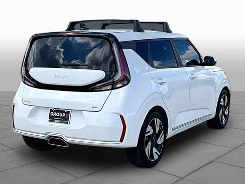 Used 2024 Kia Soul GT-Line w/ Option Group 020 FWD image 12