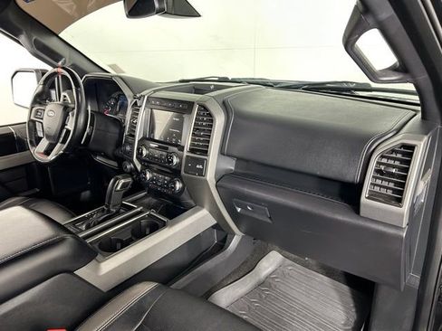 Used 2018 Ford F150 Raptor w/ Equipment Group 802A Luxury AWD/4WD image 9