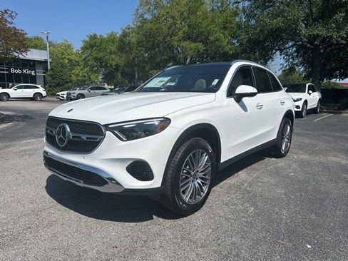 New 2026 Mercedes-Benz GLC 300 4MATIC image 2