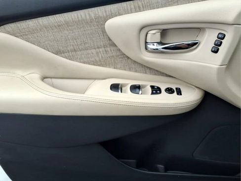 Used 2023 Nissan Murano SL FWD image 16