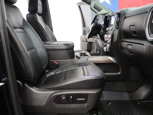 Used 2022 GMC Sierra 3500 Denali w/ Denali Black Diamond Edition AWD/4WD image 8