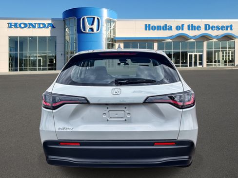 Used 2025 Honda HR-V LX image 6