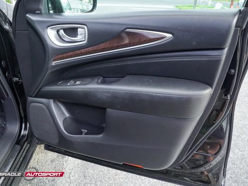 Used 2014 INFINITI QX60 Luxe w/ Deluxe Touring Package AWD/4WD image 29