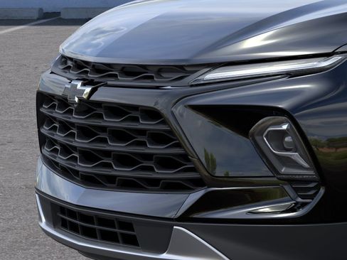 New 2026 Chevrolet Blazer LT w/ Convenience Package FWD image 39