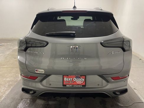 Used 2024 Buick Encore GX Avenir w/ Avenir Convenience Package image 10
