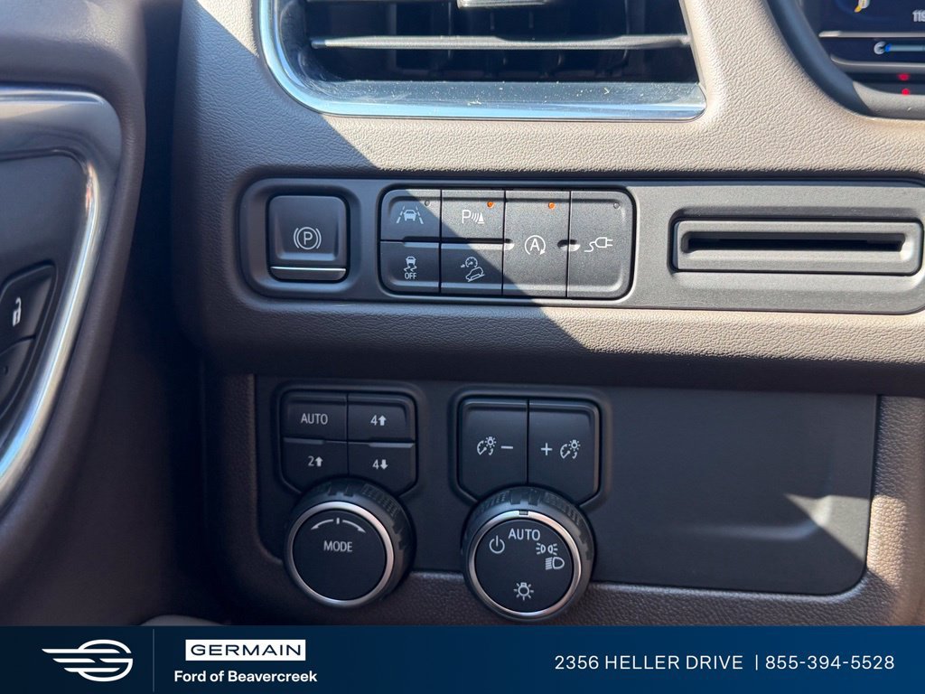 Used 2022 Chevrolet Suburban Z71 AWD/4WD image 25