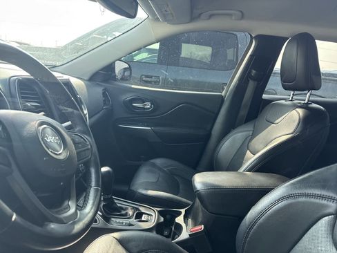 Used 2021 Jeep Cherokee Latitude Lux w/ Comfort/Convenience Group image 25