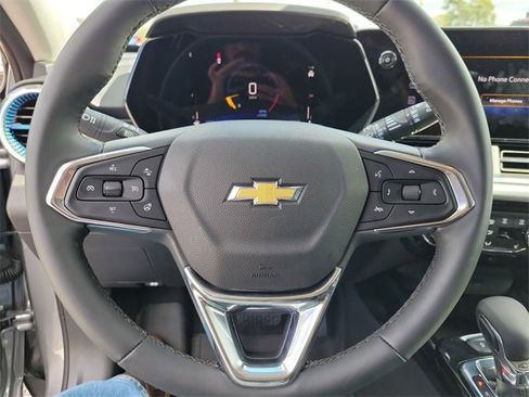 Used 2026 Chevrolet Trax LT w/ Driver Confidence Package image 20