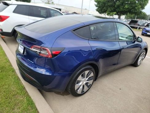 Used 2021 Tesla Model Y Long Range AWD/4WD image 5