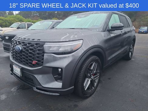Used 2026 Ford Explorer ST AWD/4WD image 3