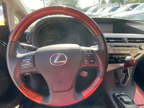 Used 2011 Lexus RX 350 2WD w/ Luxury Pkg image 12