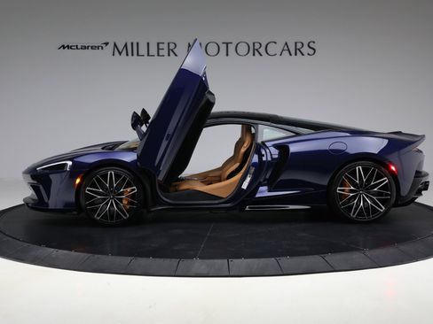 Used 2023 McLaren GT image 15