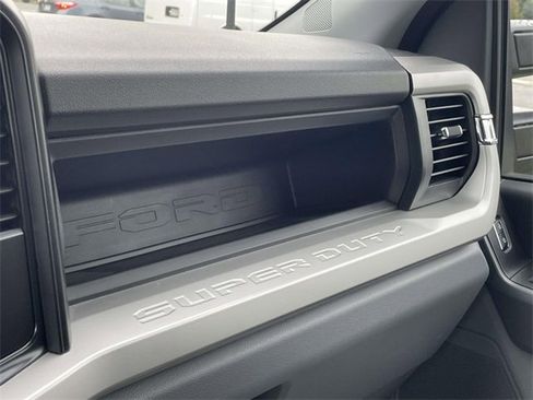 Used 2024 Ford F250 XL w/ STX Appearance Package image 30