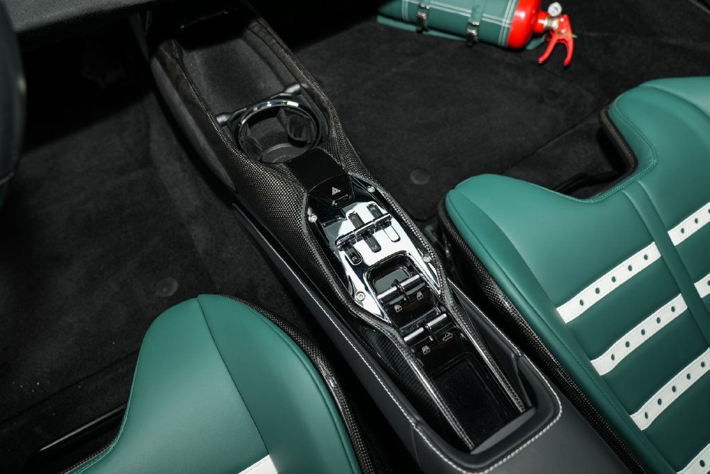 Used 2024 Ferrari SF90 Spider AWD/4WD image 30