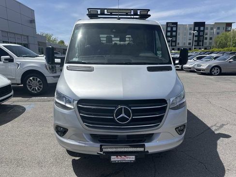 Used 2019 Mercedes-Benz Sprinter 170 image 3