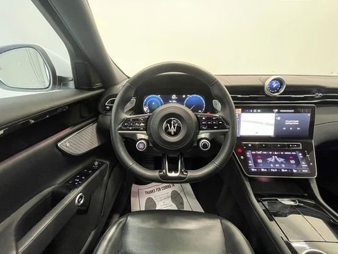 Used 2023 Maserati Grecale GT image 21