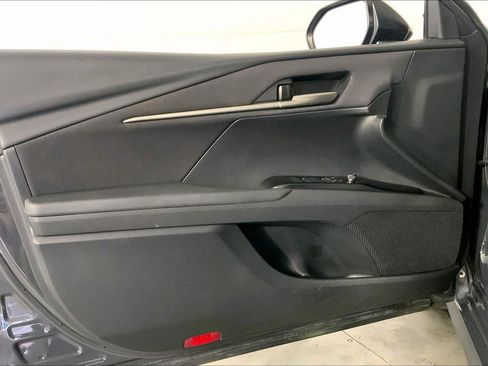 Used 2025 Toyota Camry LE AWD/4WD image 24