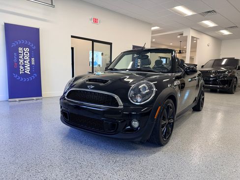 Used 2015 MINI Cooper S image 15