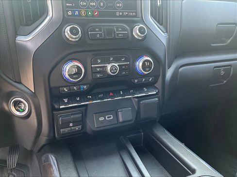 Used 2021 GMC Sierra 2500 Denali w/ Denali Ultimate Package AWD/4WD image 19