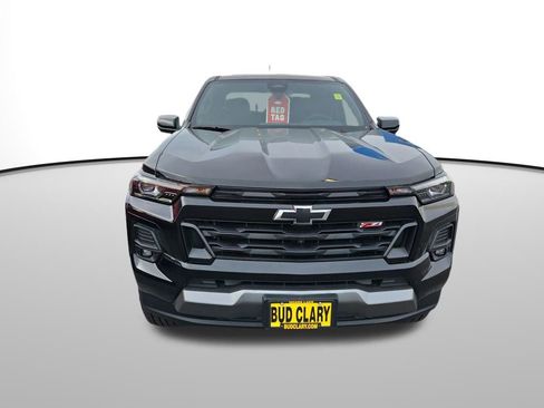 New 2025 Chevrolet Colorado Z71 w/ Midnight Edition image 9