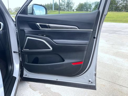 Used 2023 Kia Telluride EX X-Line AWD/4WD image 17