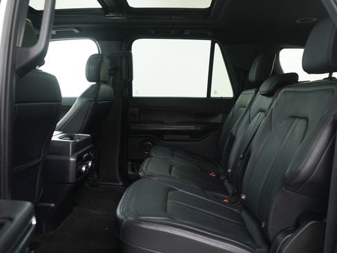Used 2019 Ford Expedition Max Limited image 19