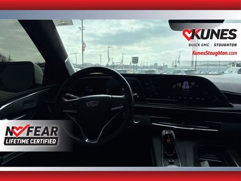 Used 2024 Cadillac Escalade ESV Sport Platinum w/ LPO, ONYX Package image 44