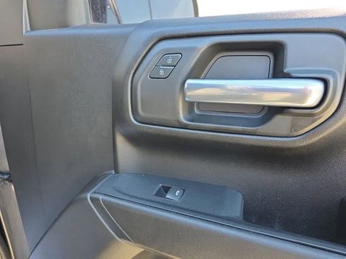 Used 2023 Chevrolet Silverado 1500 Custom AWD/4WD image 20