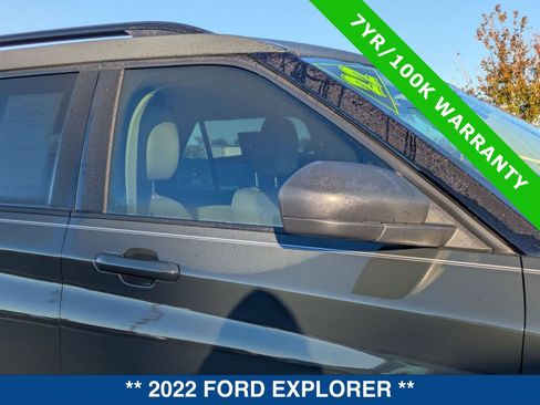 Certified 2022 Ford Explorer XLT w/ Equipment Group 202A image 10